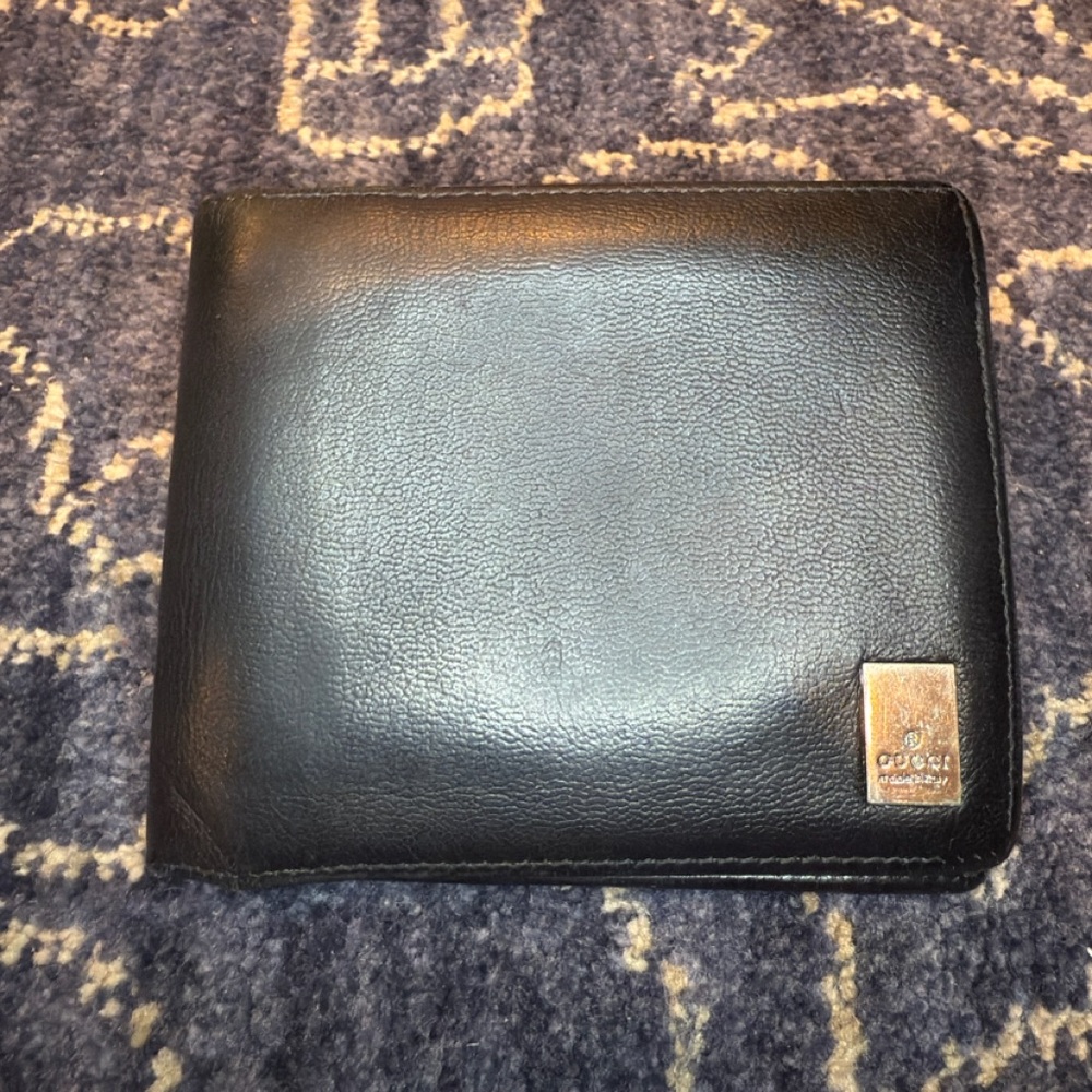 Vintage Gucci Black Leather Wallet